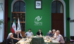 جلسه پیچینگ آثار کودک و نوجوان فارابی با حضور ایرج طهماسب و رسول صدرعاملی