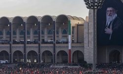 پایان مراسم وداع با رهبر شهید انقلاب در مصلی در ساعت ۲۲
