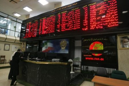 بورس ۲۵ مردادماه را با رشد ۳۰ هزار واحدی به پایان رساند/ شاخص کل به ۵ میلیون و ۷۶۶ هزار واحد رسید
